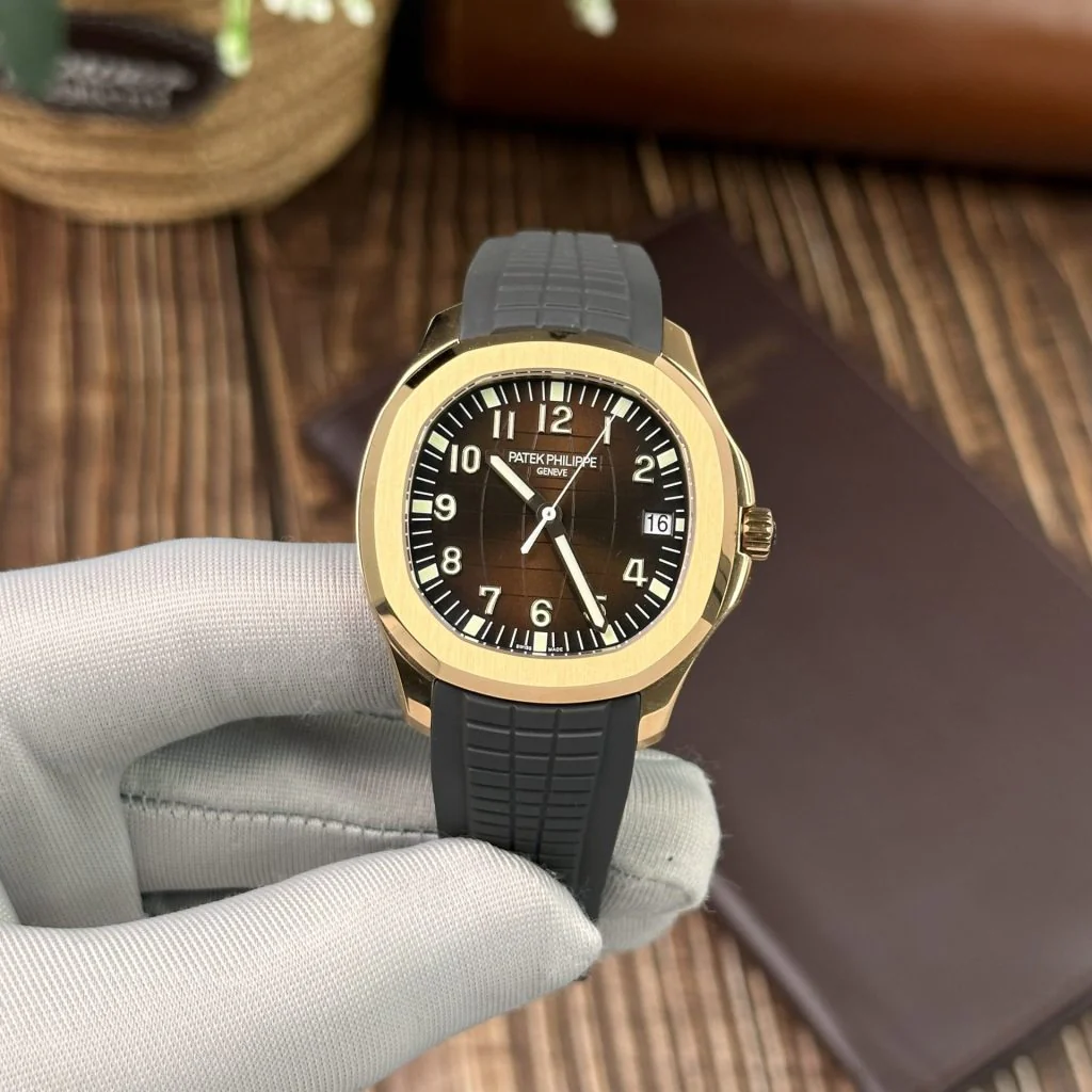 Patek Philippe Aquanaut Chronograph Automatic - Image 3